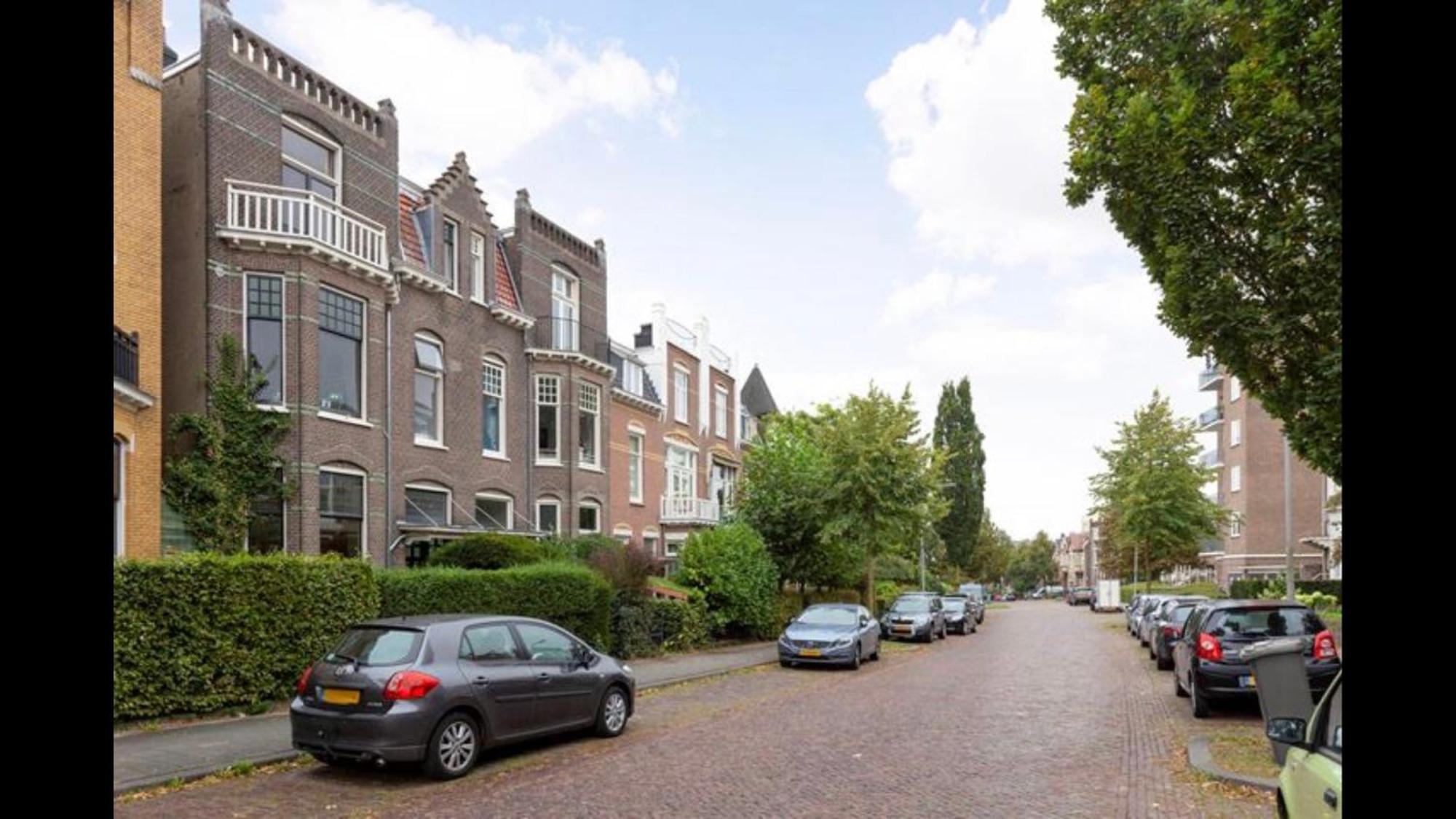 Het Huis Met De Barbies Arnhem Bagian luar foto